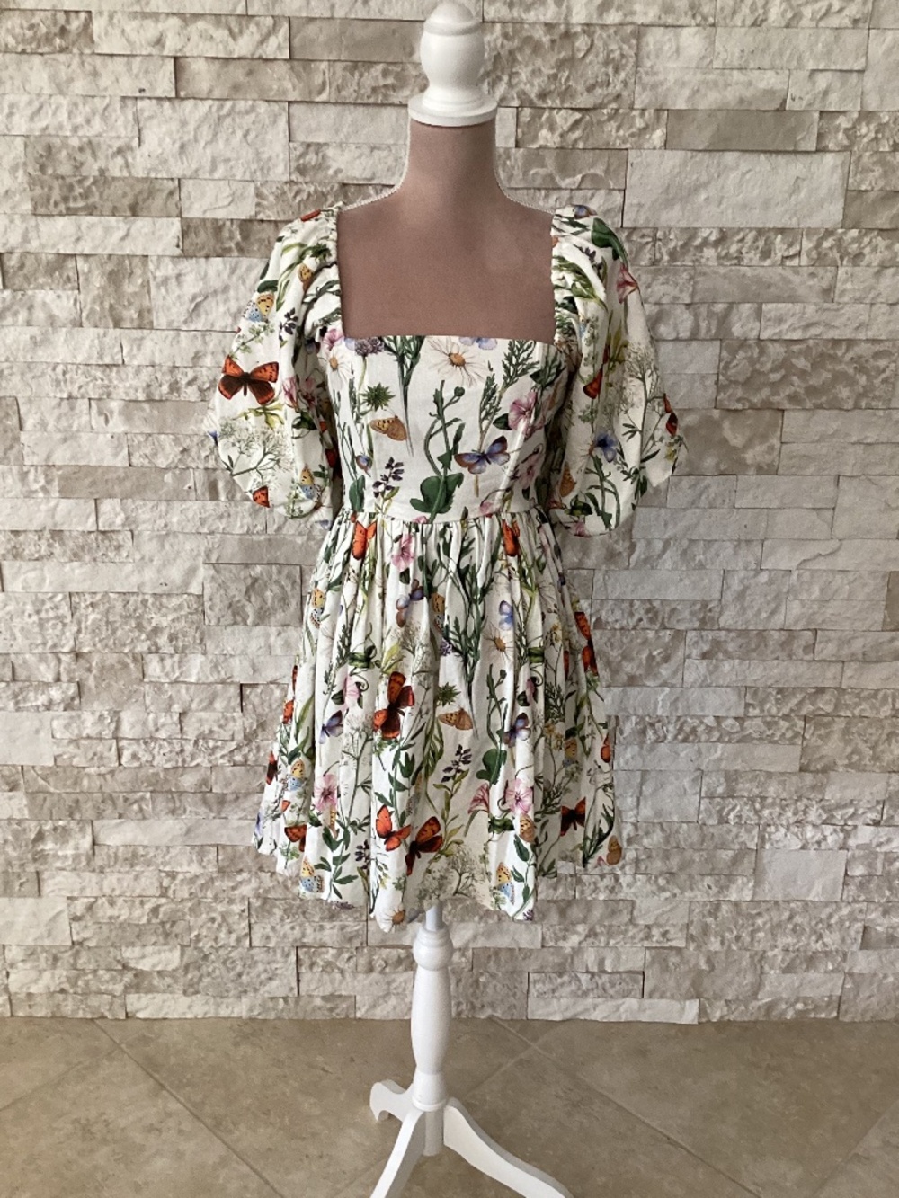 Avec Les Filles Floral Puff Sleeve Linen Blend Minidress